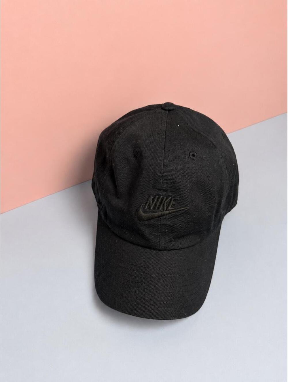 Nike Men's Black and Grey Hat